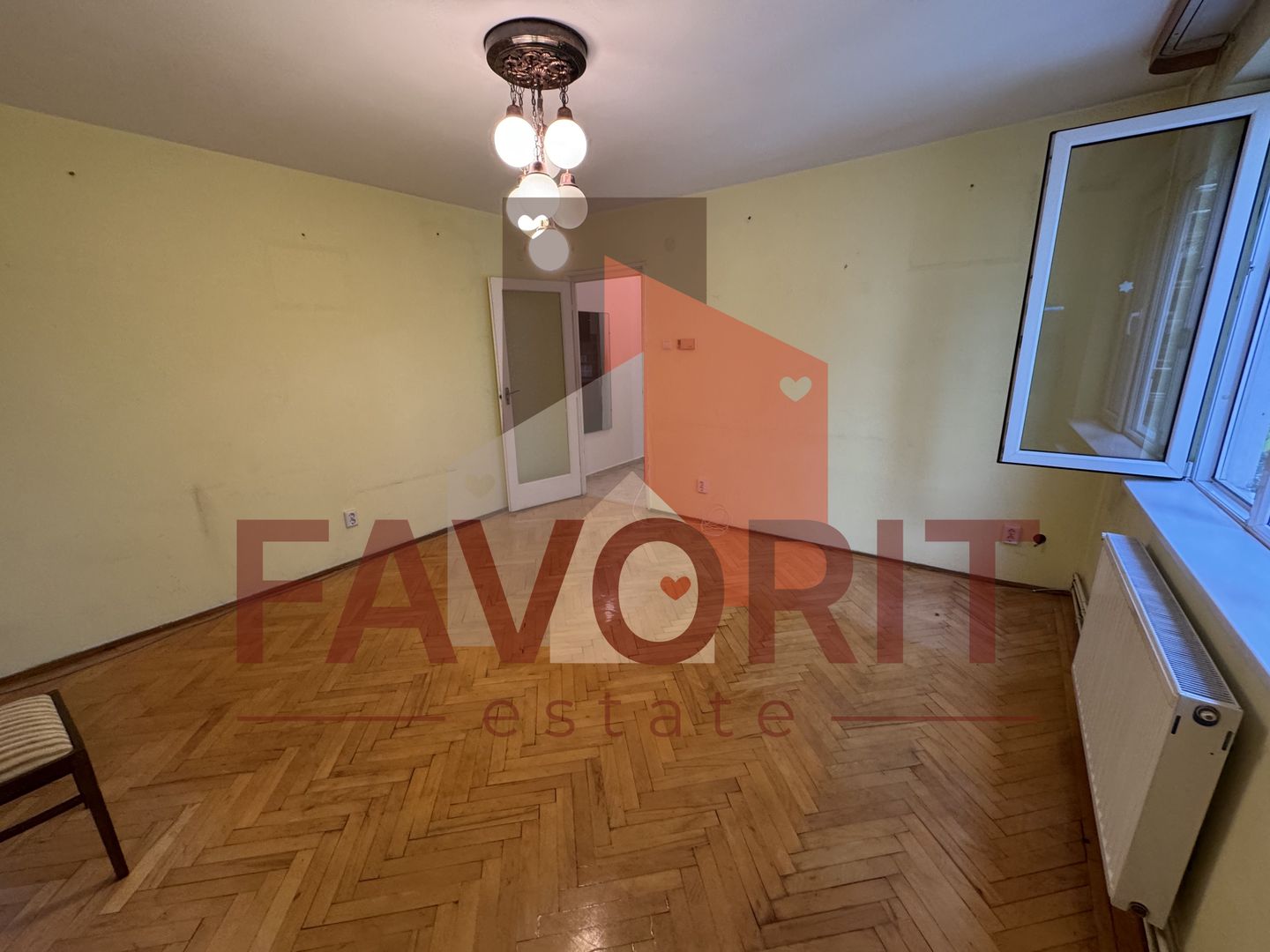 Etaj 2. La 400 m de Opera. Disponibil imediat. Centrala proprie - Poză 1