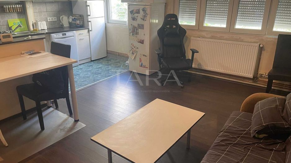 Apartament 2 camere, zona Ultracentral - Poză 2