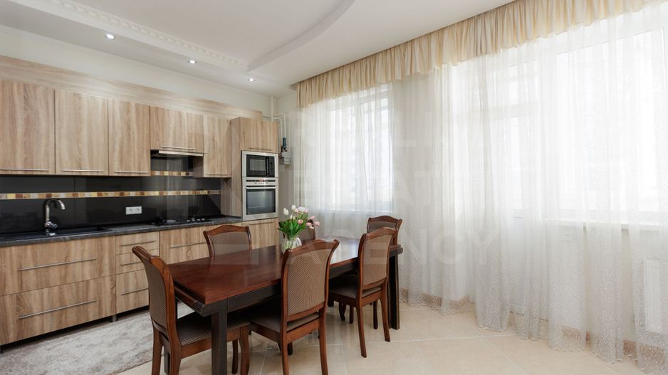 Chirie, apartament, 3 camere, strada Anestiade, Centru - Poză 3