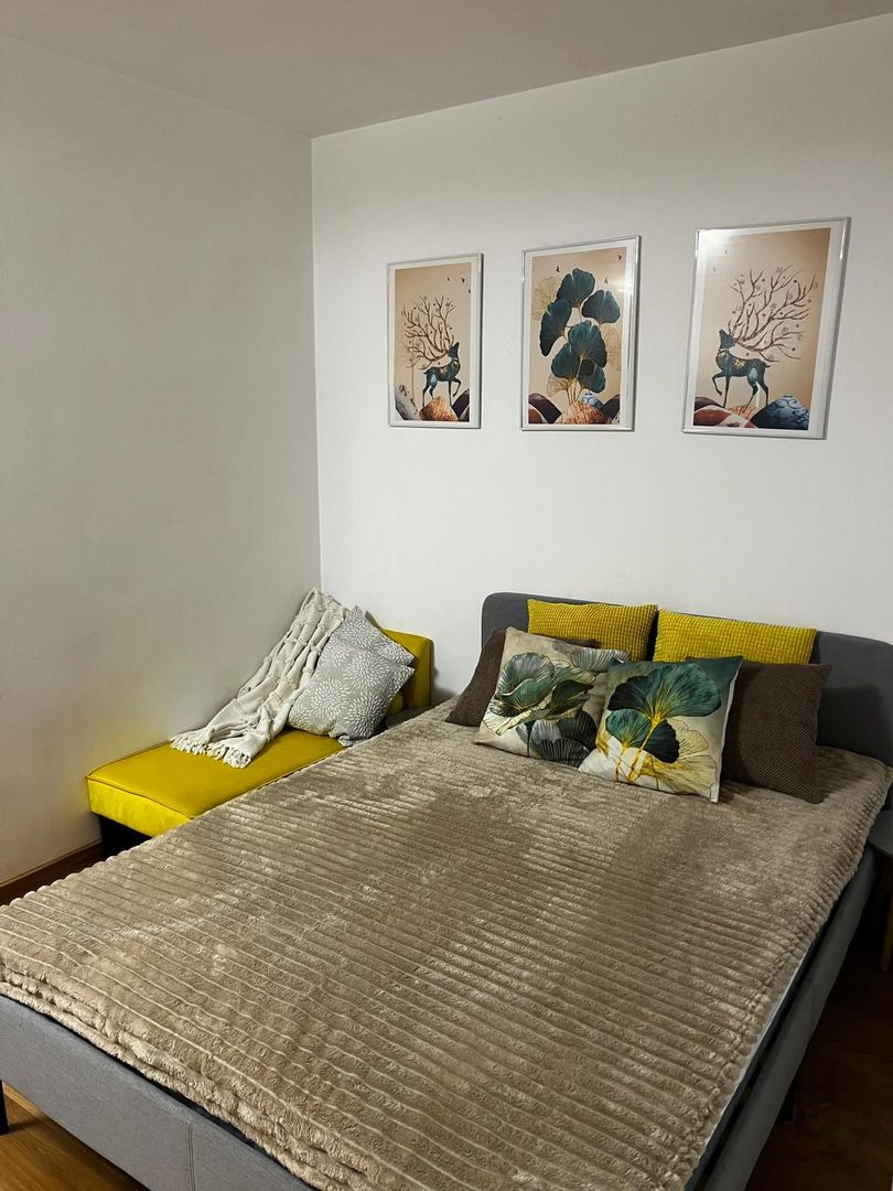 Garsonieră vis-a-vis de metrou Titan, mobilată complet, etaj 4/10 - Poză 1