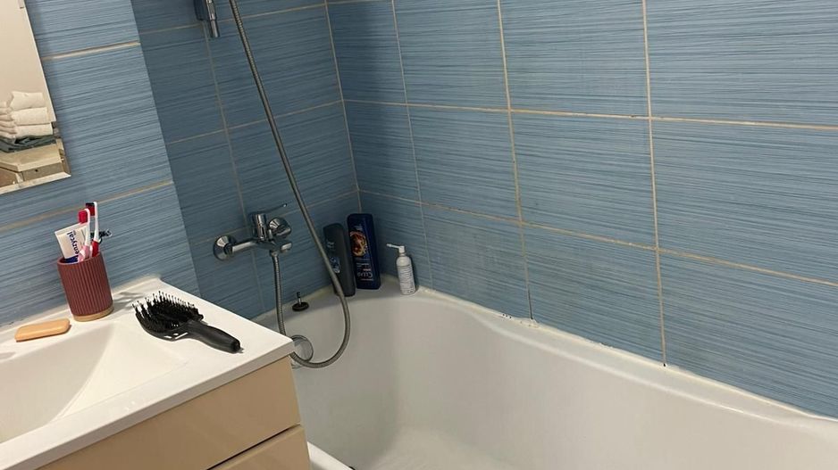 AP. 3 CAMERE LUJERULUI, CENTRALA TERMICA, BUCATARIE INCHISA, MOBILAT - Poză 11