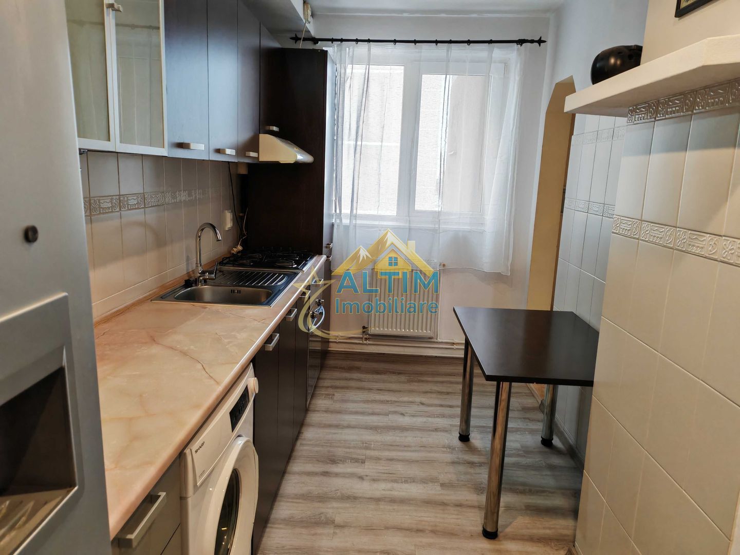 Apartament 3 camere Astra, Brașov - de închiriat - Poză 1