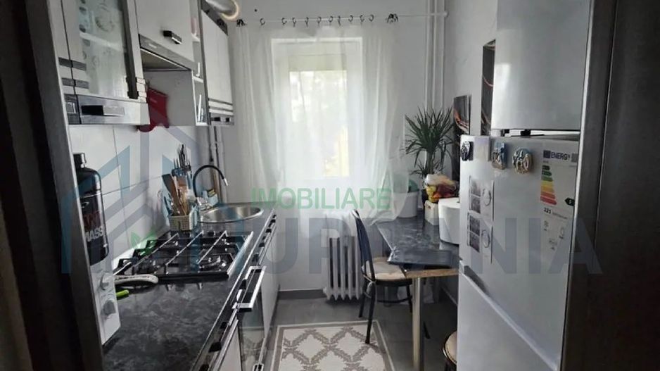 Vand apartament 2 camere zona Zimbru - Poză 1