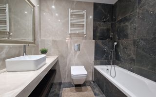 3 Camere Premium | Parcare | Triana - Poză 10