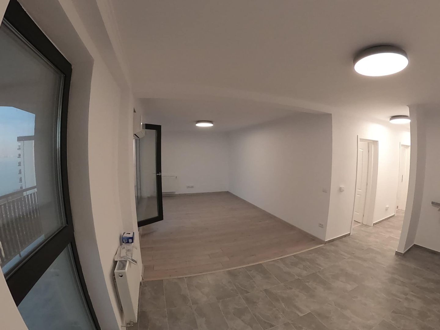 Apartament Spațios cu Vedere Frontală la Lacul Siutghiol și Mamaia - Poză 6