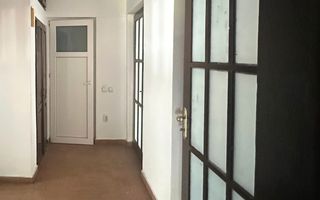 Vânzare casă Individuală 12 Camere la 5 minute de Castelul Bran - Poză 10