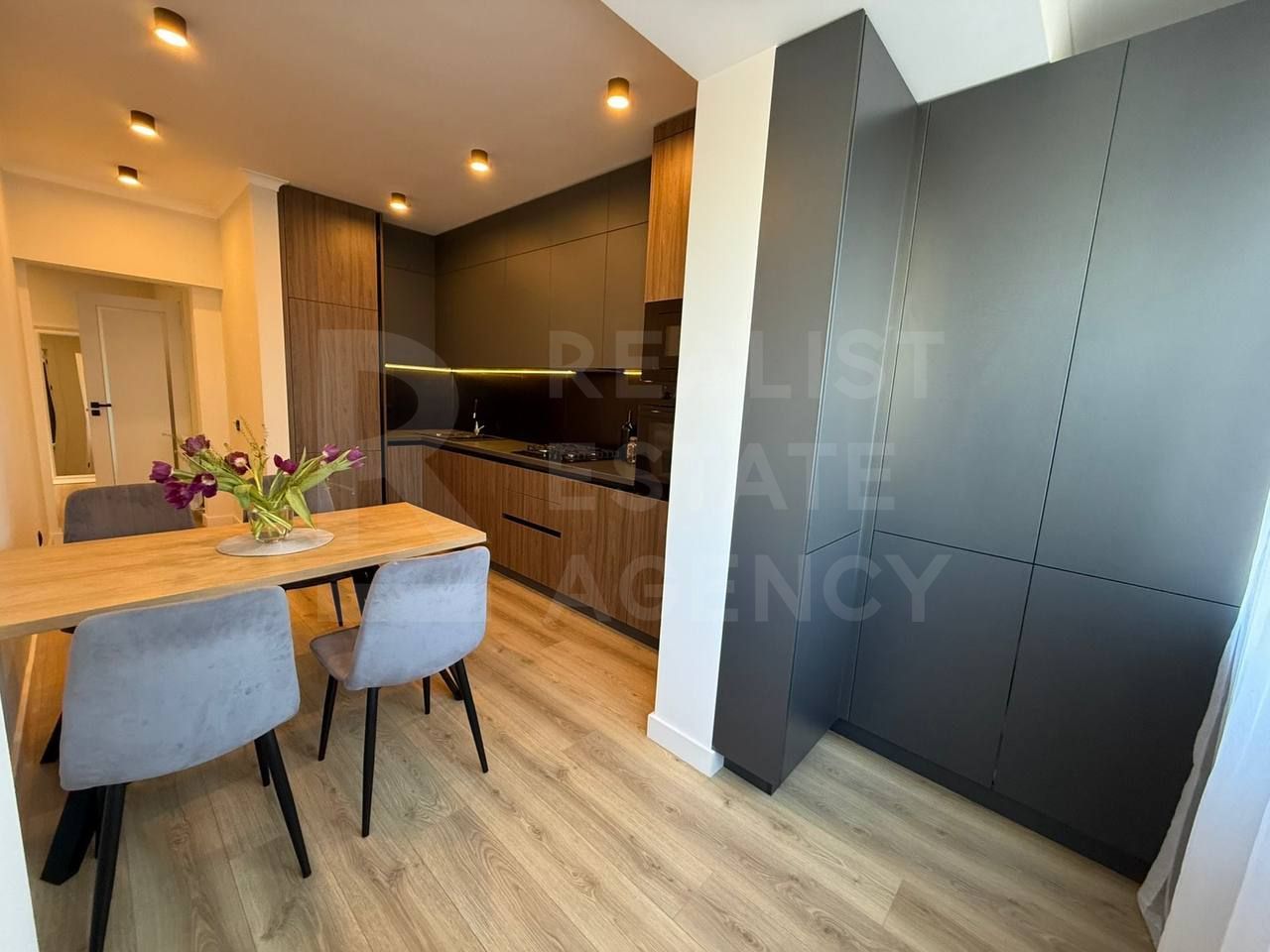 Chirie, apartament, 2 camere, strada Albişoara, Centru - Poză 2