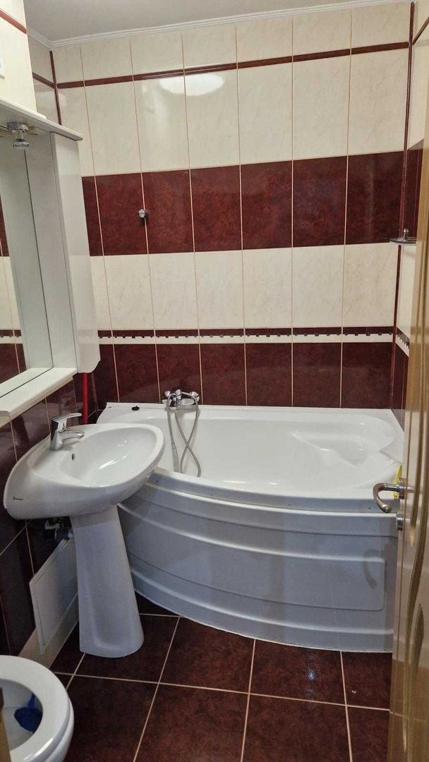 De Inchiriat Garsonieră decomandată Piața MunciI - Poză 5