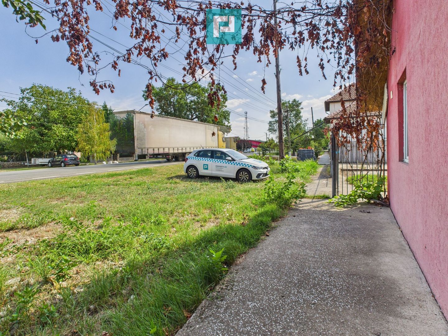 Casă/spațiu comercial pe DN79 în Zimandu Nou - Poză 23