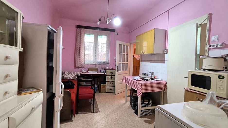 Apartament tip studio cu gradina Gruia strada Migdalului - Poză 4