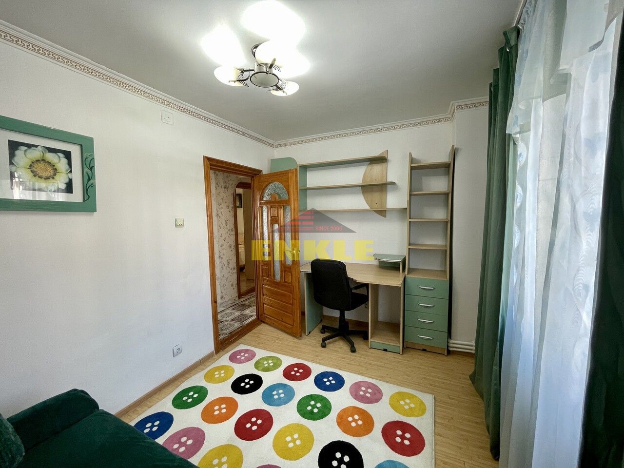 Apartament cu 4 camere de închiriat, etaj 3 - Poză 3