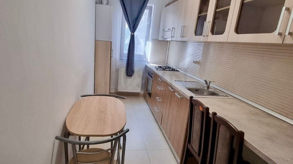 REA1025252 Apartament 3 camere I 2 bai I Sisesti I De vanzare - Poză 7