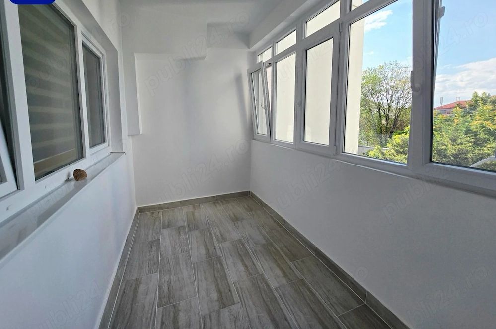 Închiriez apartament 4 camere, nemobilat, Unirii - Poză 8