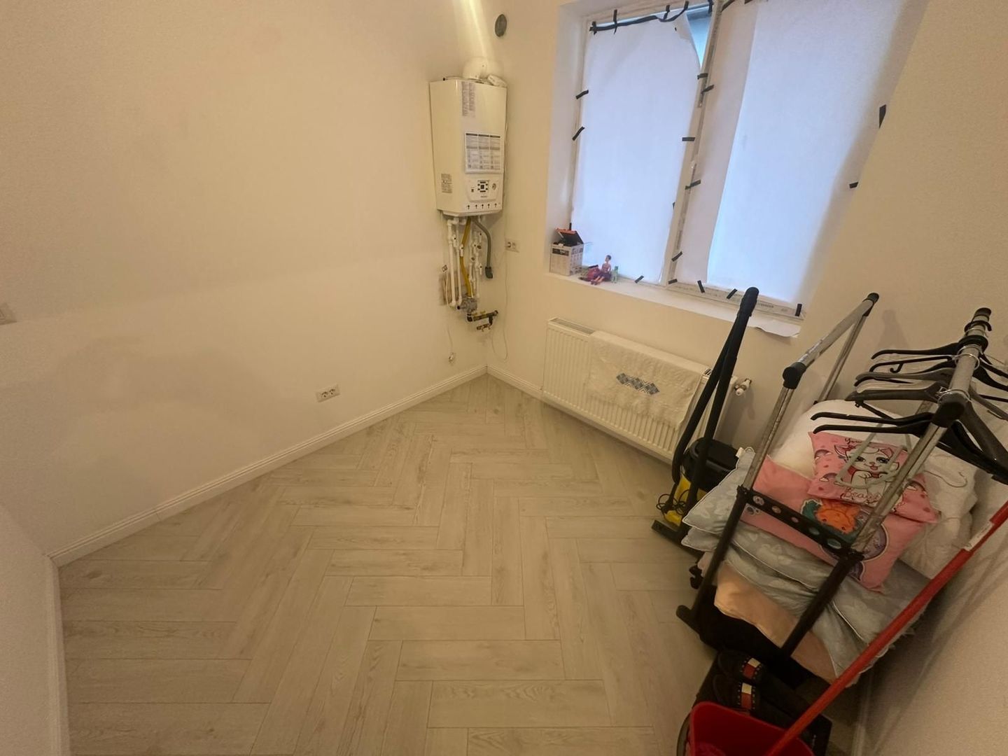 CASA INSIRUITA RIVIERA PARK, PARTIAL MOBILATA, CURTE 150 MP, COMIS 0% - Poză 9