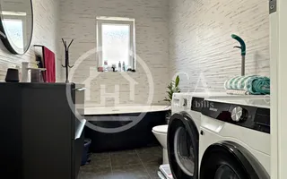 Casă de vânzare cu 3 camere si o anexa  in Sântandrei, Bihor - Poză 20