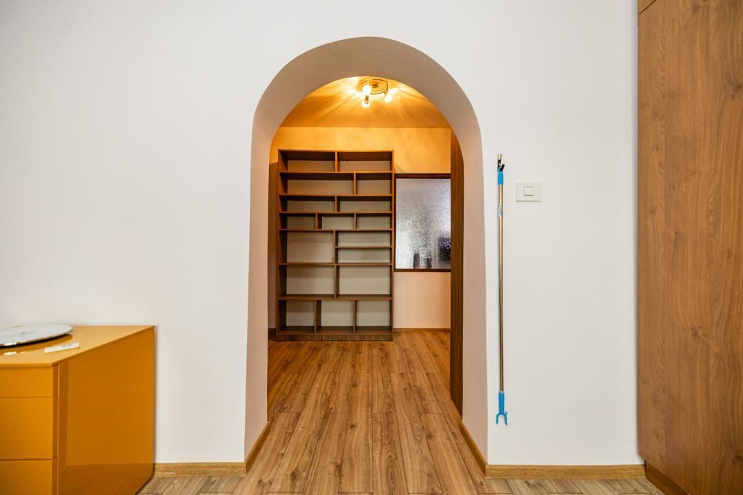 Casa parter, renovata, mobilata, gradina amenajata, str Petofi Sandor-Dumbravita - Poză 17