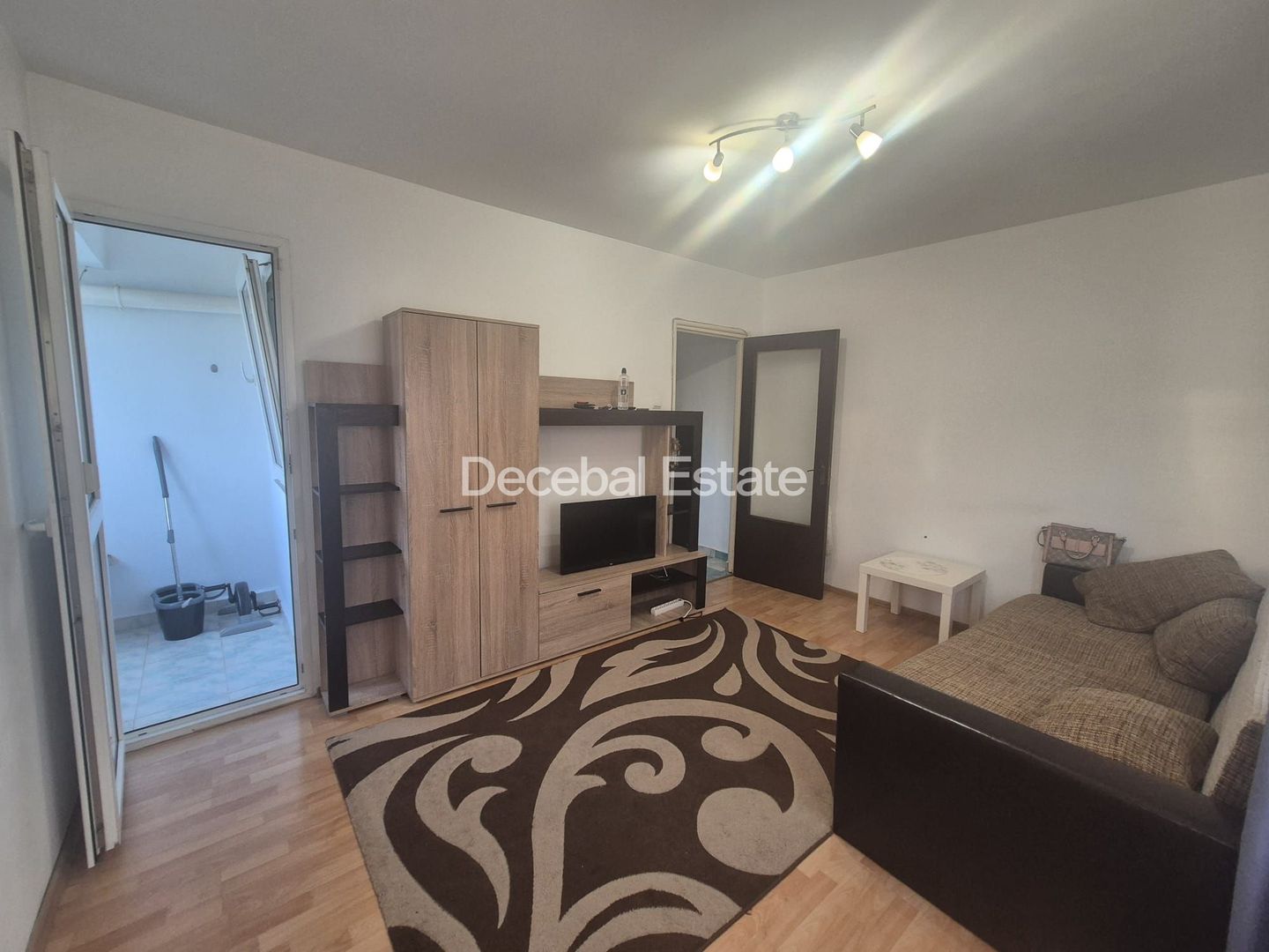 Apartament 2 camere, decomandat 41mp, Zona Baba Novac - Poză 1
