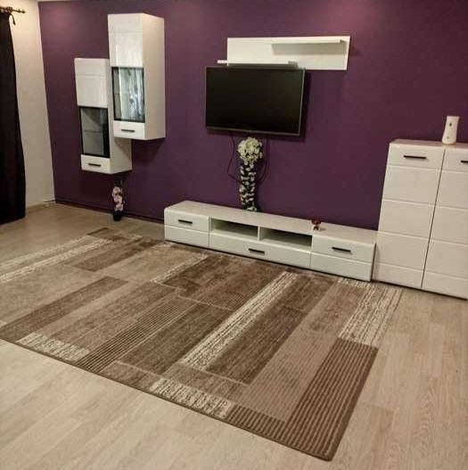 BRASADAS vinde ap 3 camere, zona soarelui etaj 1/4. - Poză 1