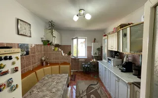 Vânzare apartament 4 camere – zonă Împărat Traian - Poză 11