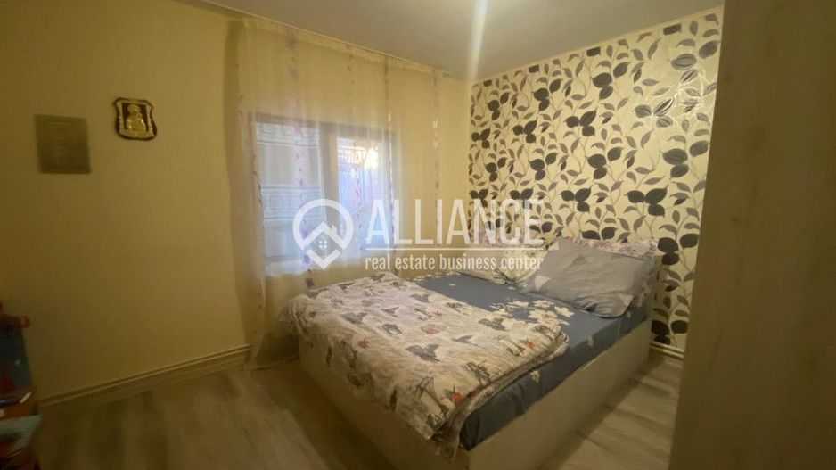 VALU LUI TRAIAN (COD 02)- Casa 6 camere teren 266 mp - Poză 6