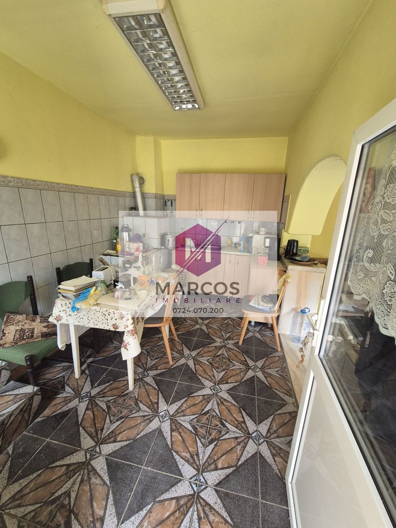 Vand casa 4 camere Moniom - Poză 7
