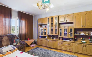 Apartament cu două camere, decomandat Lipova - Poză 14