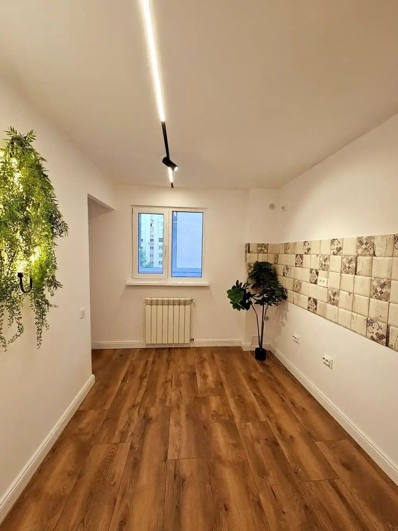 APARTAMENT RENOVAT LUX ZONA MOSILOR - Poză 3