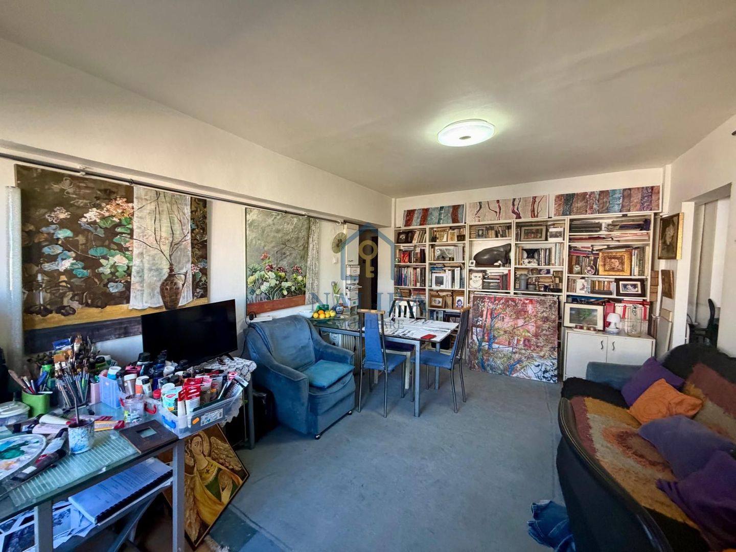 Apartament cu 3 camere de vânzare + garaj - Poză 1