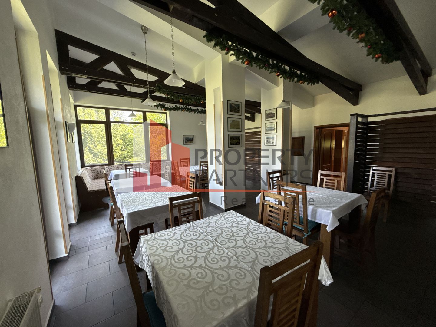 Pensiune  în Bran, sat Poarta – Afacere la cheie, locație premium - Poză 16