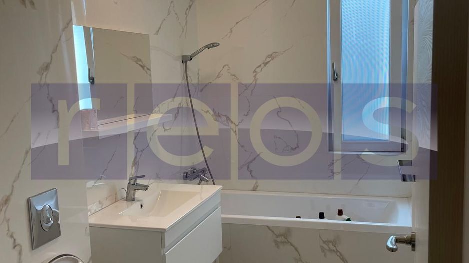 De vânzare apartament 4 camere Băneasa 136 mp  2 locuri de parcare - Poză 12