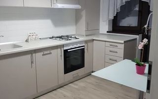 Apartament 2 camere Otopeni central | include parcare - Poză 1