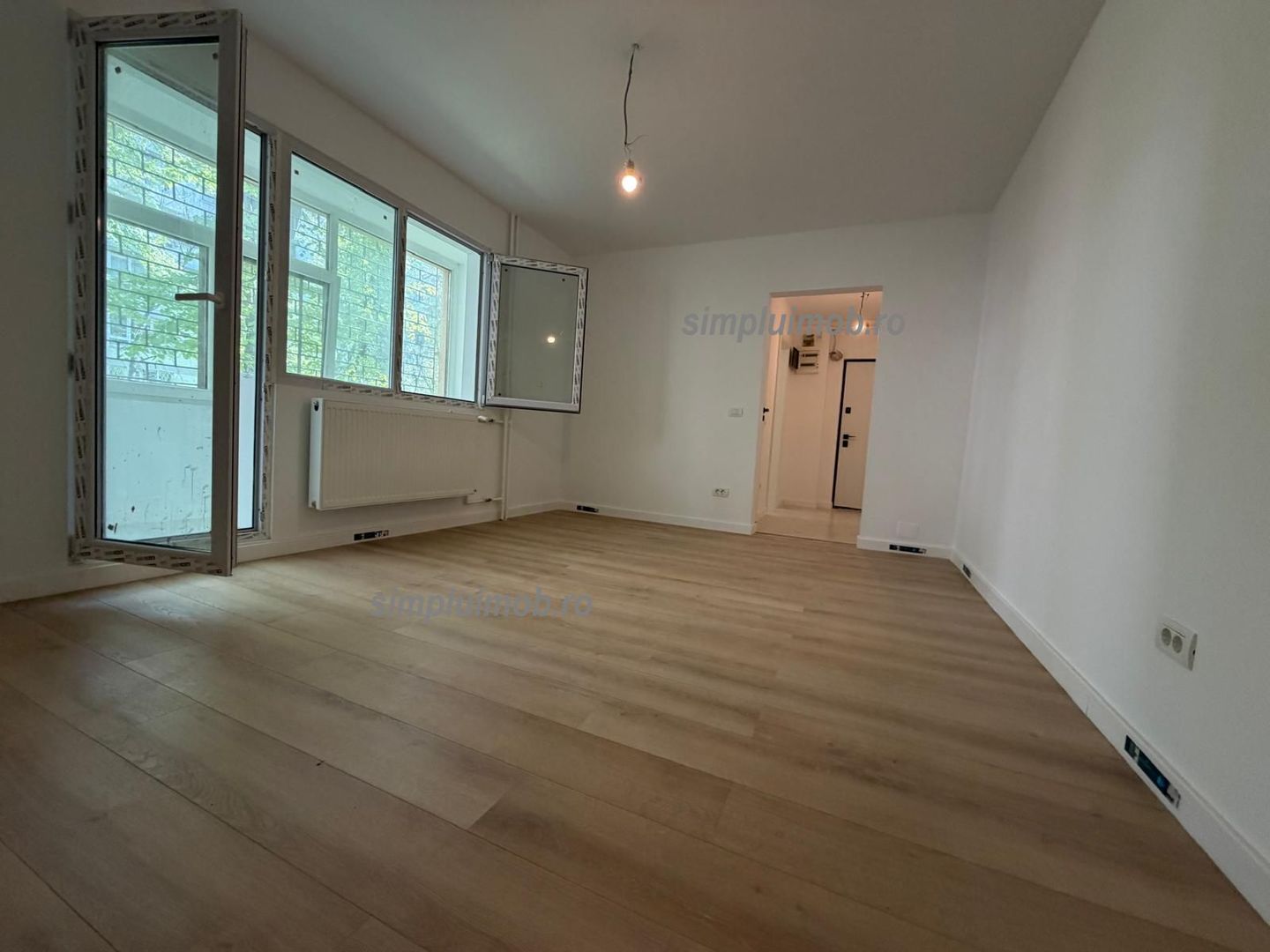 Metrou Titan renovat complet 3 camere - Poză 1