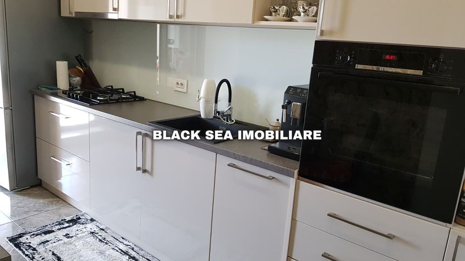 Apartament 3 Camere – 90 mp utili – Două Locuri de Parcare – - Poză 3