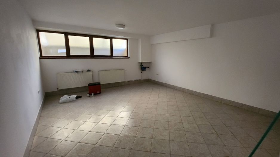 Vilă  inchiriere zona Aradului aproape de British School - Poză 28