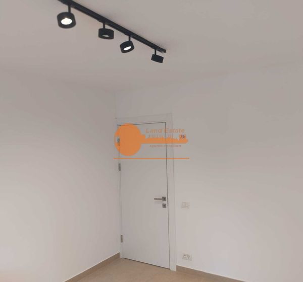 3 camere Crangasi ( constructie 1988 ) - Poză 5