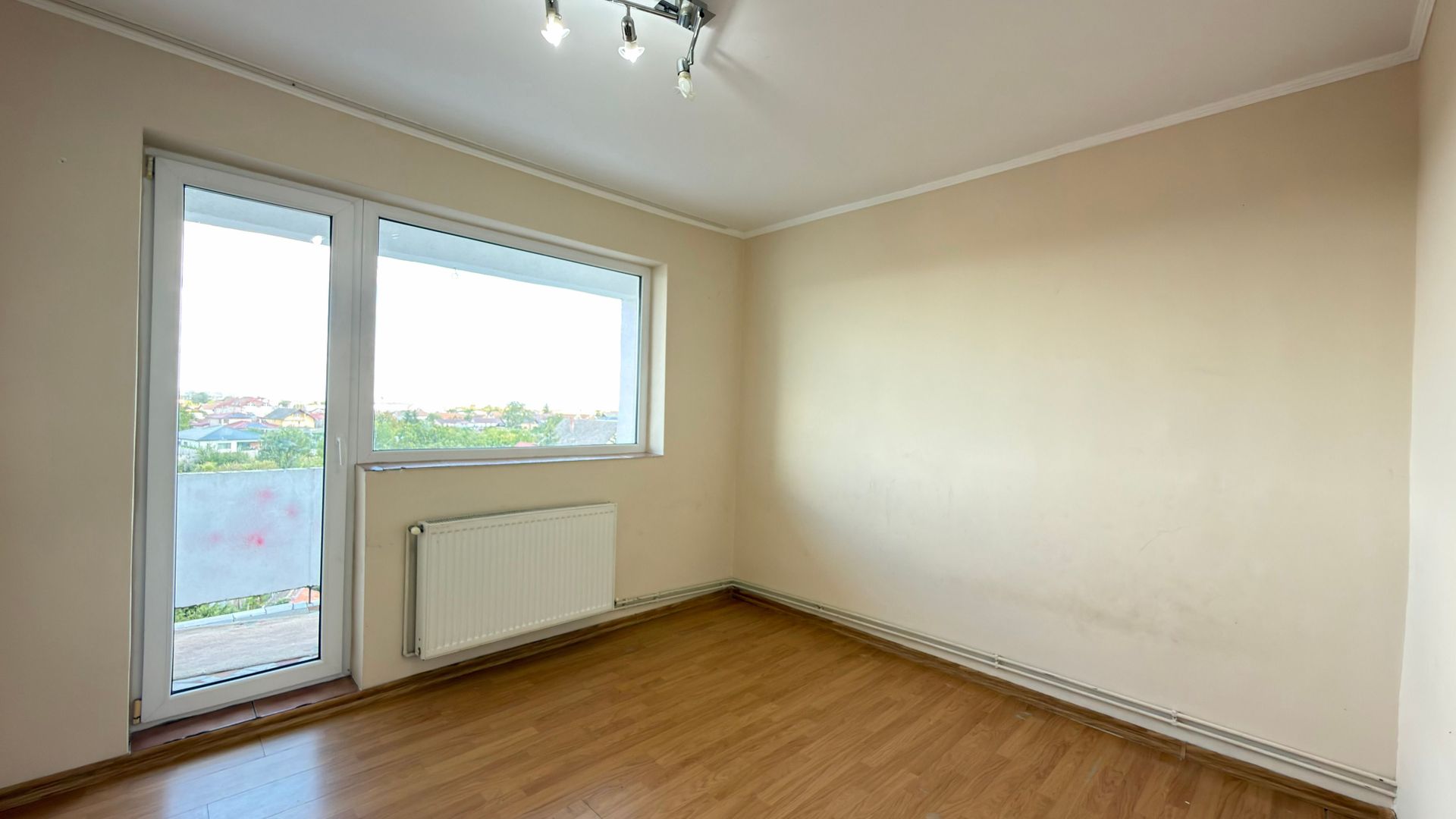 Apartament 3 camere MV1, Etaj IV / Str. Narcisei Nr.9 / Carei - Poză 12