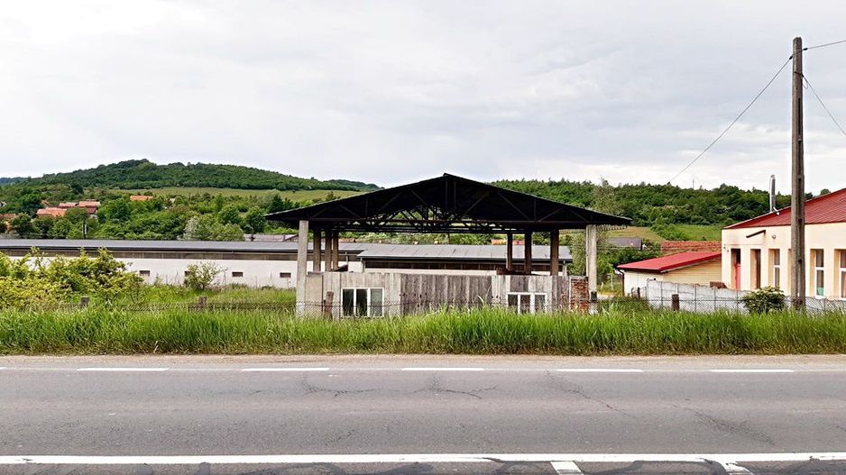 Oportunitate investitie la DN1 in loc. Persani, 2715mp -16euro/mp - Poză 12