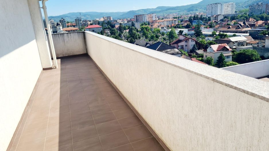 Penthouse 3 camere - Zona 1 Mai - Poză 10