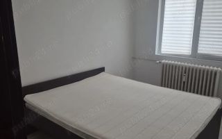 Vanzare apartament 2 camere, decomandat - Poză 1