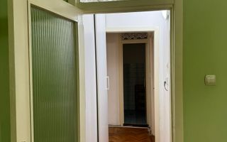 Girocului-Spitalul judetean | 3 Camere | Decomandat | Centrala proprie | Boxa - Poză 12