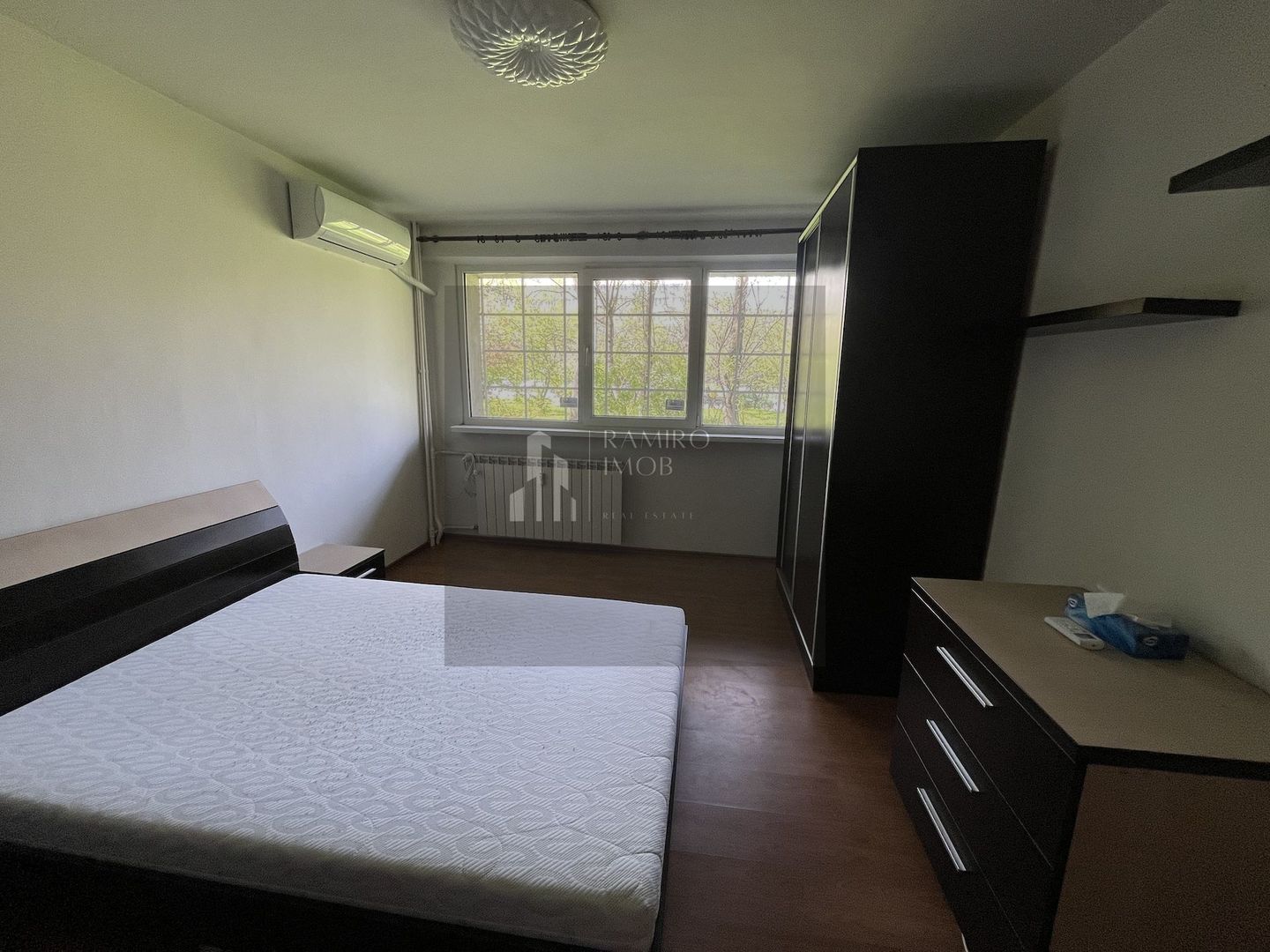 Apartament 2 camere decomandat Drumul Taberei - Poză 3