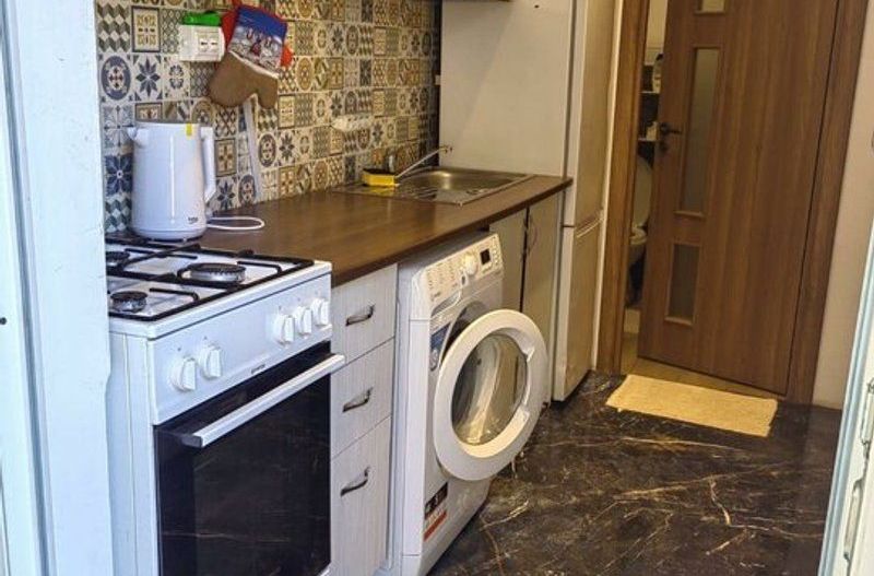 Casa cu doua camere, mobilata si utilata, zona centrala - Poză 5