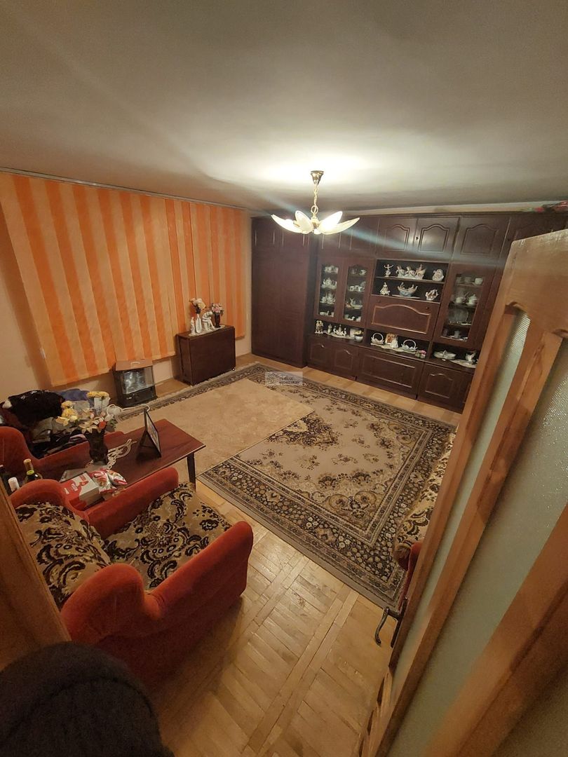 Apartament 3 camere /PARTER/Focsani/72 mp/SCOALA 10 - Poză 4