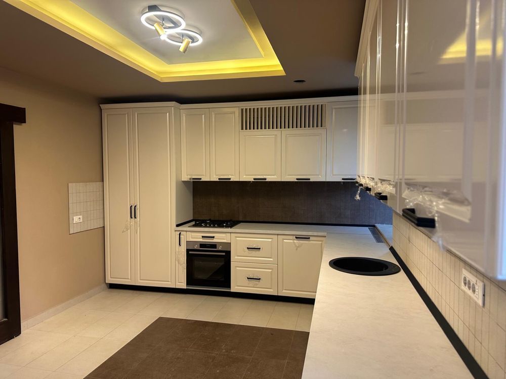 Vila de inchiriat | 6 dormitoare | Pipera colt cu Iancu Nicolae - Poză 1