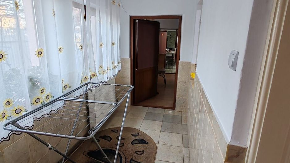 CASA IN POPESTI LEORDENI, RENOVATA, CURTE, MOBILAT-UTILATA - Poză 6