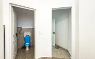 Inchiriere | Parter | Petre Ispirescu | 2 Intrări | Curte | Parcare - Poză 13