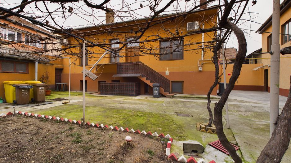 Apartament 2 niveluri strada Mihai Eminescu - Poză 1