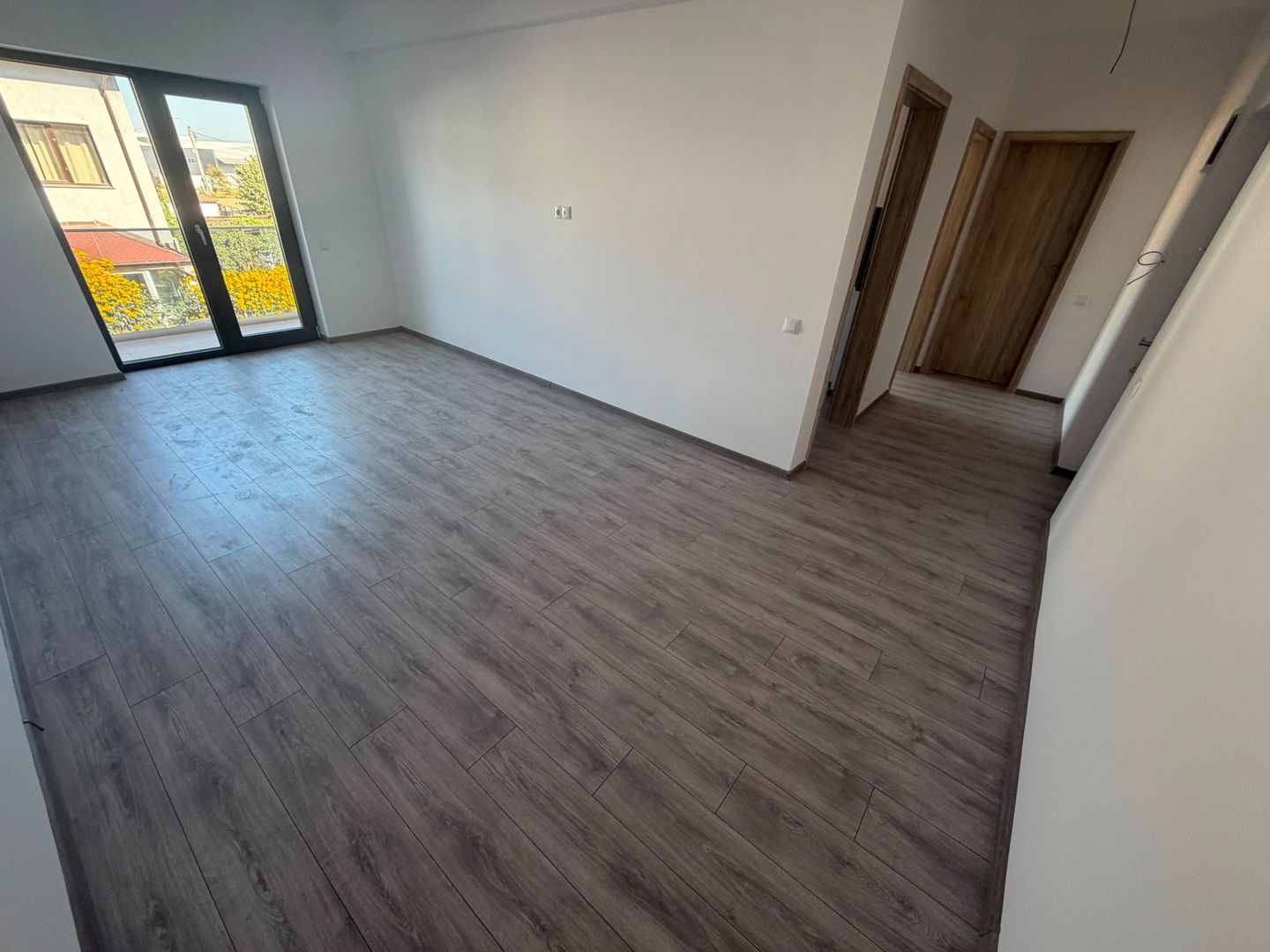 AP. 2 CAMERE SULFINEI, LOC PARCARE, INCALZIRE PARDOSEALA, COMISION 0% - Poză 1