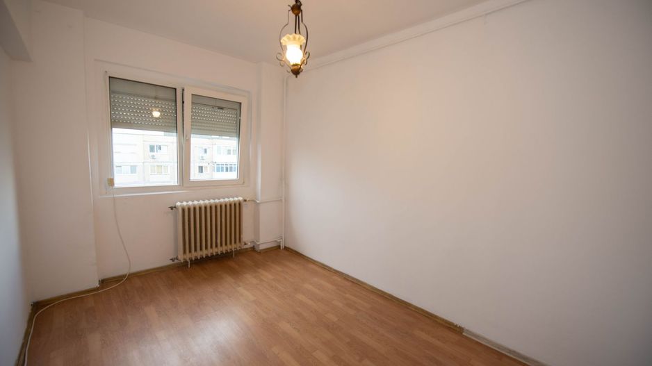 Apartament 3 camere decomandat Drumul Taberei Metroul Ialomitei 10 min - Poză 8