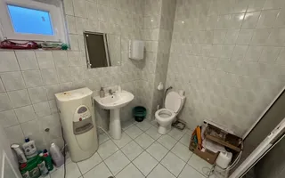 Cladire pretabila spațiu birouri/ clinica - Poză 16